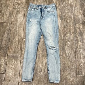 Light Washed Gap Denim Skinny Jeans